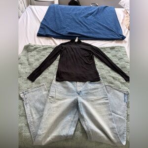 ABERCROMBIE JEANS & H&M MOCK NECK TOP